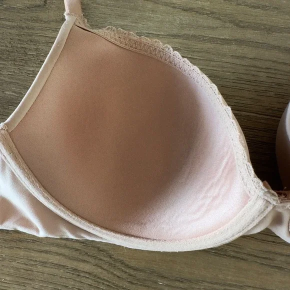 Victoria Secret Lightly Lined Smooth Demi Bra-Size 34C-Biege Convertible T-shirt - Picture 12 of 13